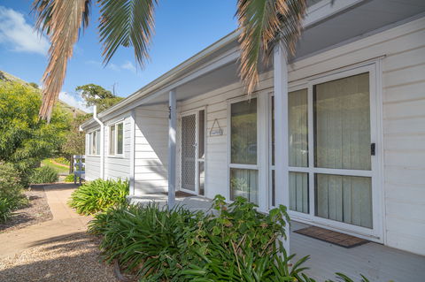 At The Beach - Maitland Accommodation 1