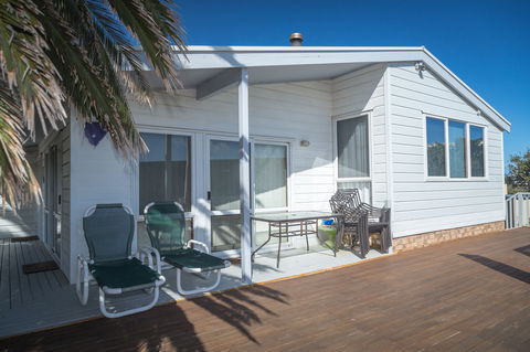 At The Beach - Maitland Accommodation 2