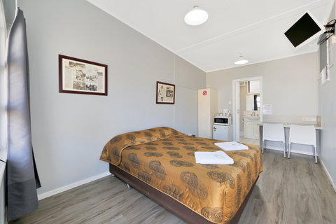 Ned Kelly's Motel - Maitland Accommodation 1