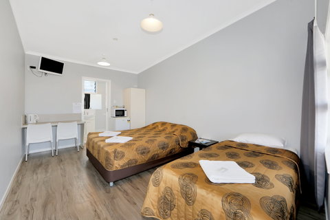 Ned Kelly's Motel - Maitland Accommodation 2
