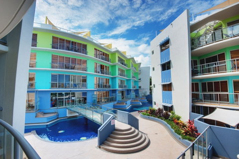 Rolling Surf Resort - Maitland Accommodation 1