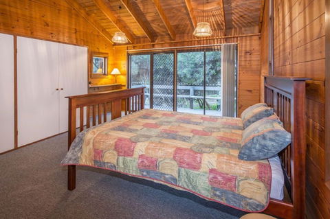Yallingup Beach House - Maitland Accommodation 1