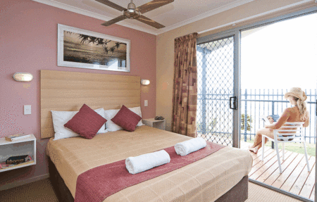 First Sun Holiday Park - Maitland Accommodation