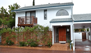 Dolphin Lodge - Maitland Accommodation