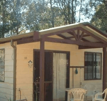Gum Grove Chalets - Maitland Accommodation 0