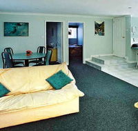 Ocean Pines Holiday Apartments - Maitland Accommodation