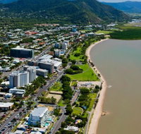 Rydges Esplanade Resort Cairns - Maitland Accommodation