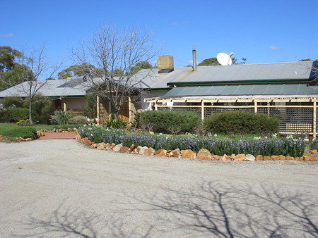 Pecan Hill - Maitland Accommodation 2