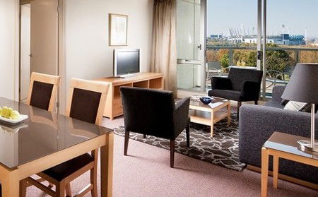Quay West Suites Melbourne - Maitland Accommodation 4