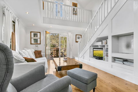 Aldgate Creek Cottage Bed & Breakfast - Maitland Accommodation 2