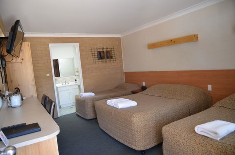 Alexander Motor Inn Moree - Maitland Accommodation 0