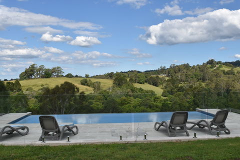 Mapleton Springs - Maitland Accommodation 0