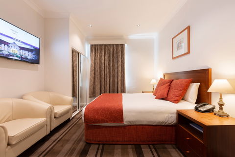 Mercure Canberra - Maitland Accommodation 0