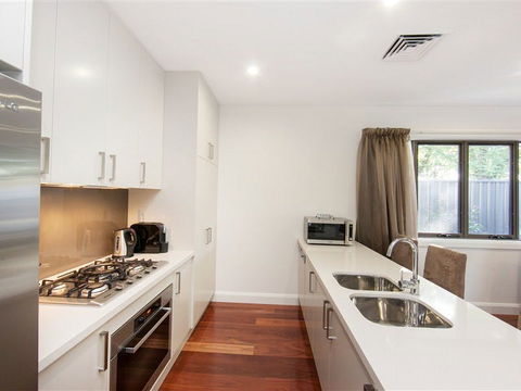 Abode Apartments Albury - Maitland Accommodation 2