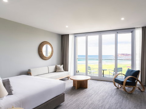 Abode Malua Bay - Maitland Accommodation 1