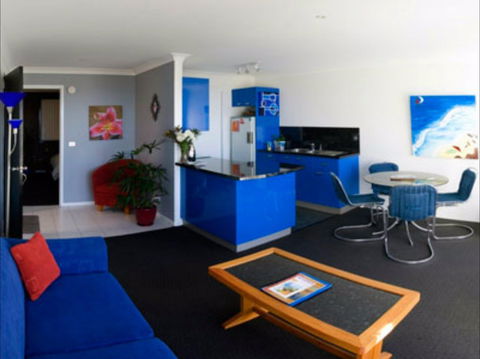 Beachfront Apartments Narooma - Maitland Accommodation 1