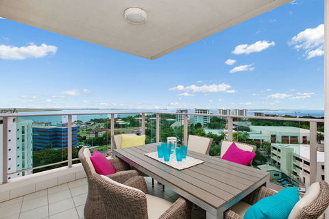 Beachlife Sea Spray Apartment - Maitland Accommodation 0