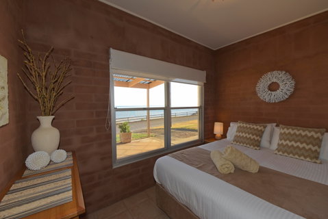 Cape View Cottage - Maitland Accommodation 1