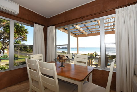 Cape View Cottage - Maitland Accommodation 2