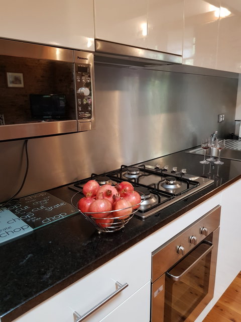 Cypress Studio - Mintaro - Maitland Accommodation 2