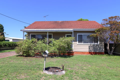 Driftwood At Blacksmiths - Maitland Accommodation 0