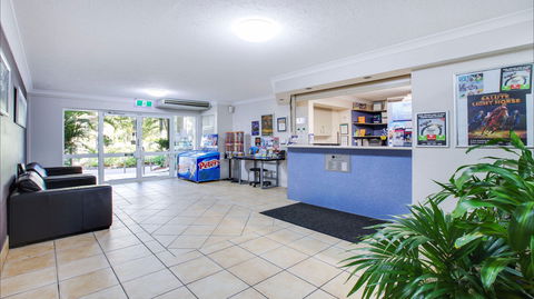 Mari Court Resort - Maitland Accommodation 2