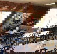 Mataranka Roadhouse and Cabins - Maitland Accommodation