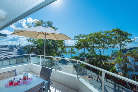 Munna Beach Apartments - Maitland Accommodation 2