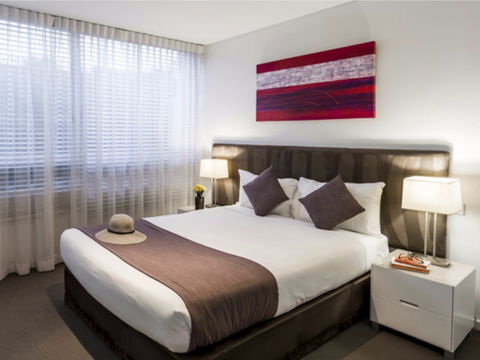 Oaks Nelson Bay Lure Suites - Maitland Accommodation 0