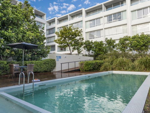 Oaks Nelson Bay Lure Suites - Maitland Accommodation 1