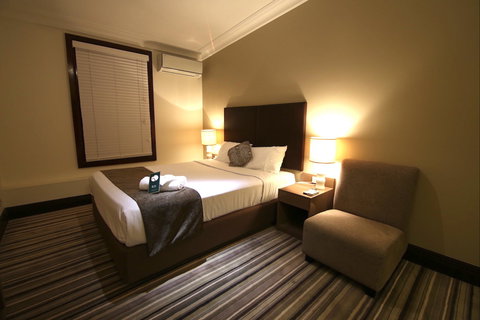 Southern Cross Hotel - Maitland Accommodation 1