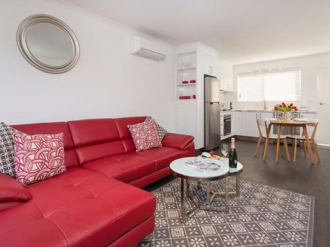 Understated Elegance - Affordable Luxury - Maitland Accommodation 0