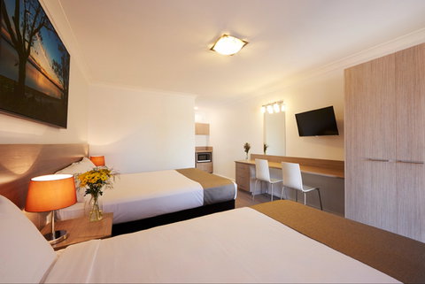 Adelong Motel - Maitland Accommodation 1