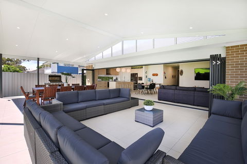 Adriatic - Maitland Accommodation 0