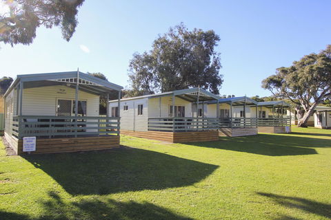 Beachside Holiday Park - Maitland Accommodation 1