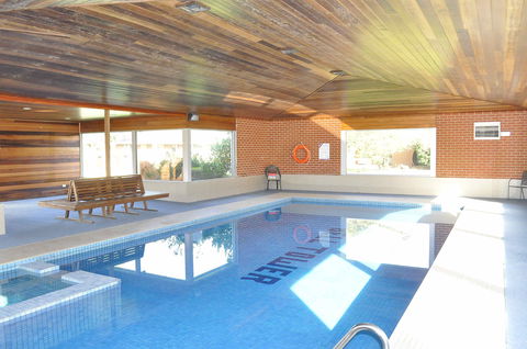 Bell Tower Inn - Maitland Accommodation 1
