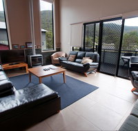 Blues Air 4 - Maitland Accommodation