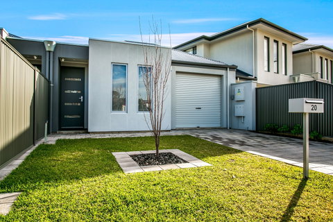 Ella House I - Maitland Accommodation 0