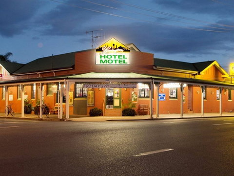 Lamington Hotel Motel - Maitland Accommodation 0