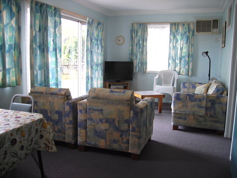 Lisianna Holiday Apartments - Maitland Accommodation 1