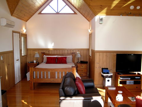 Loves Lane Cottages - Maitland Accommodation 2