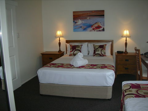 Palm View Holiday Apartments - Maitland Accommodation 1
