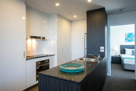 Synergy  Broadbeach - Maitland Accommodation 2