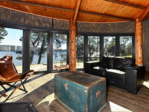 Taylors Bay Cottage - Maitland Accommodation 2