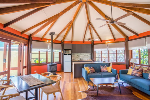 The African Village - By Clouds - Maitland Accommodation 1