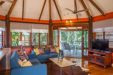 The African Village - By Clouds - Maitland Accommodation 2