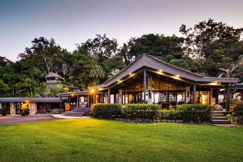 Trinity Beach Palace - Maitland Accommodation 1