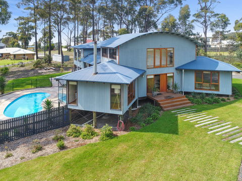 Tura Tree House - Maitland Accommodation 0