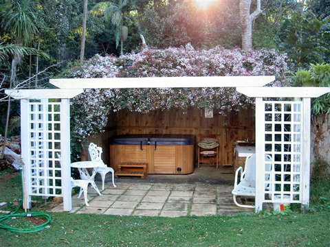 Curtis Falls Mountain Retreat - Maitland Accommodation 2