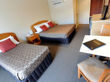 Alexandra Place - Maitland Accommodation 1